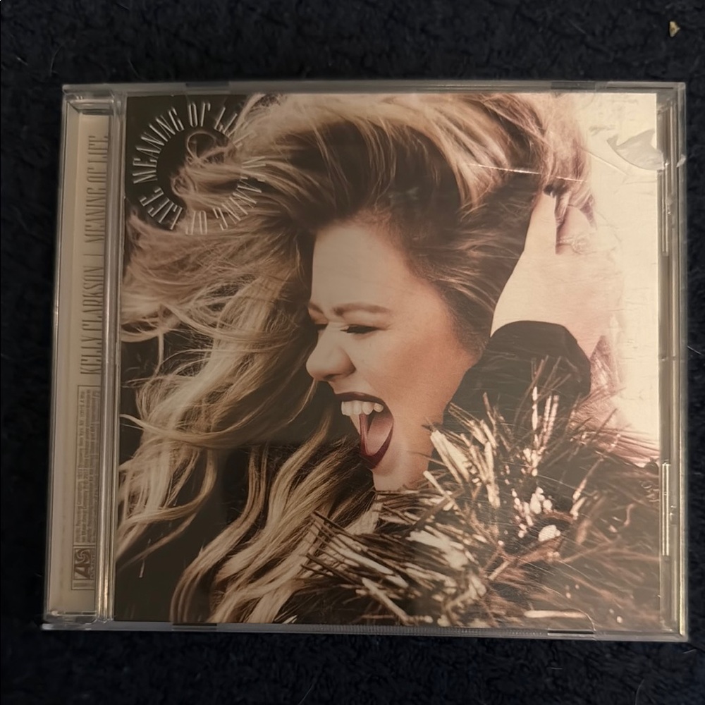 Kelly Clarkson “Meaning of Life” CD